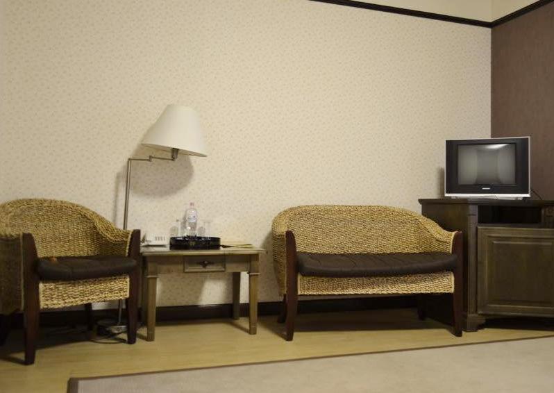 Gogol Hotel Миргород Экстерьер фото